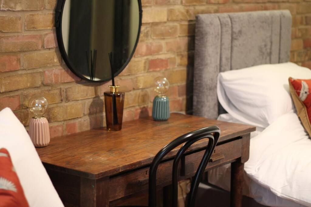 Luxury Warehouse Conversion - Shoreditch *